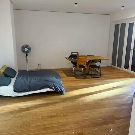1 Bedroom Flat In München